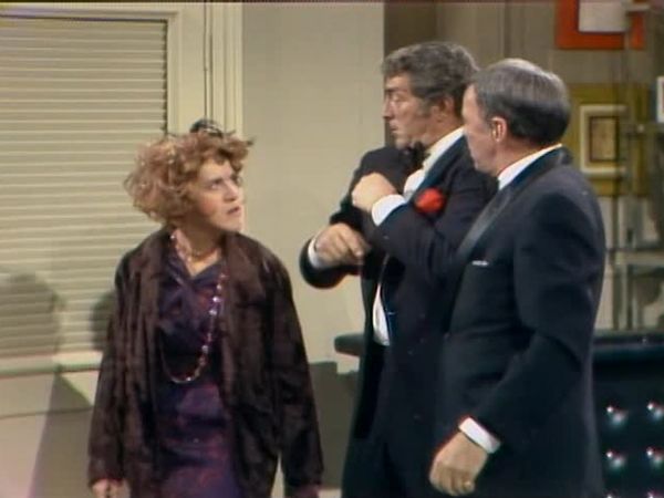 The Best of the Dean Martin Show - The Best Of The Dean Martin Show: Frank Sinatra, Ruth Buzzi (12/31/1970)
