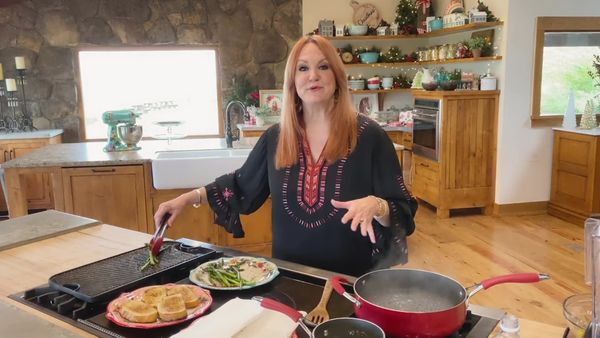 The Pioneer Woman - Home Sweet Home: Dressed Up for the Holidays