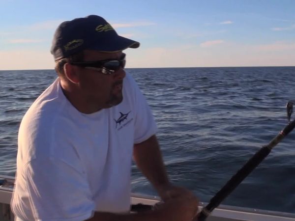 Inside Sportfishing - Pure Adrenalin on the Atlantic: Fighting a 900 Pounder in Nova Scotia