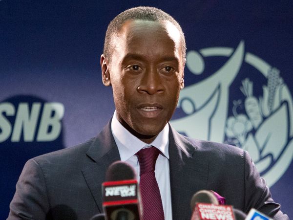 House Of Lies - The Runner Stumbles