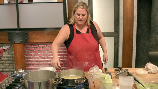 Worst Cooks in America - Robo-Dough