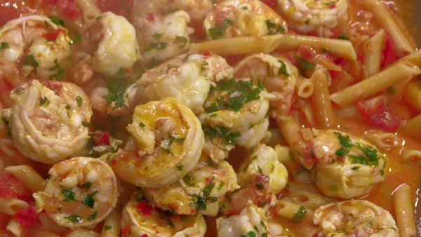 30 Minute Meals - Roses are Red, Vodka Sauce is Pink!