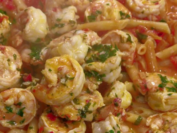 30 Minute Meals - Roses are Red, Vodka Sauce is Pink!