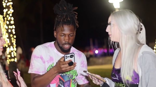 IKnowAyrel - Girlfriend and Brother?