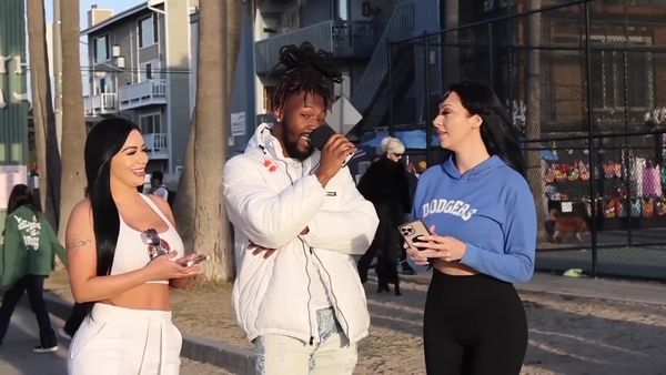 IKnowAyrel - Best Friends or More?