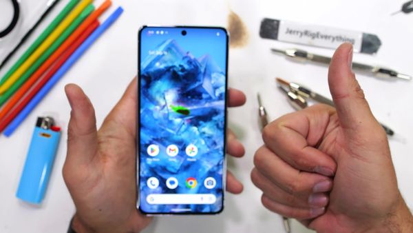 JerryRigEverything - Google Pixel Full Breakdown