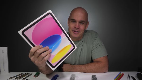 JerryRigEverything - The New iPad Review