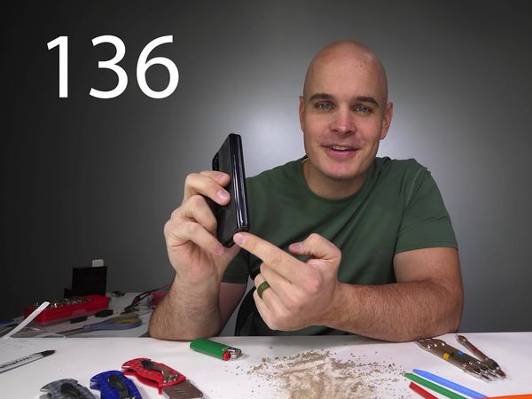 JerryRigEverything - Phone Teardowns: Oppo vs. Pixel 5 vs. HTC U12+