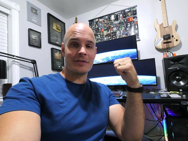 JerryRigEverything - Household Technology Updates