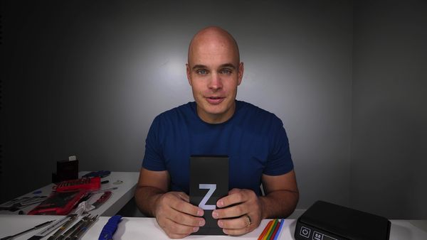 JerryRigEverything - Samsung Galaxy Z Durability Tests