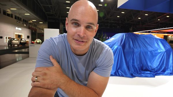 JerryRigEverything - The Future Self-Driving Cars