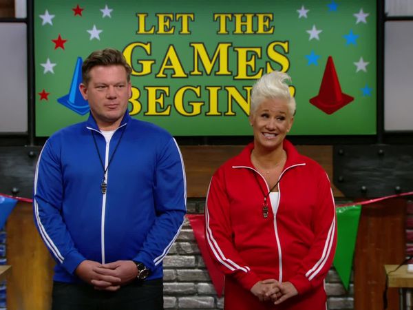 Worst Cooks in America - Meat Me at the Game