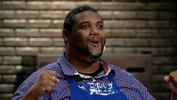 Worst Cooks in America - Carnival Chaos