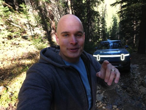 JerryRigEverything - The World's First Electric Truck