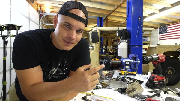 JerryRigEverything - Testing My Electric Motor Spin