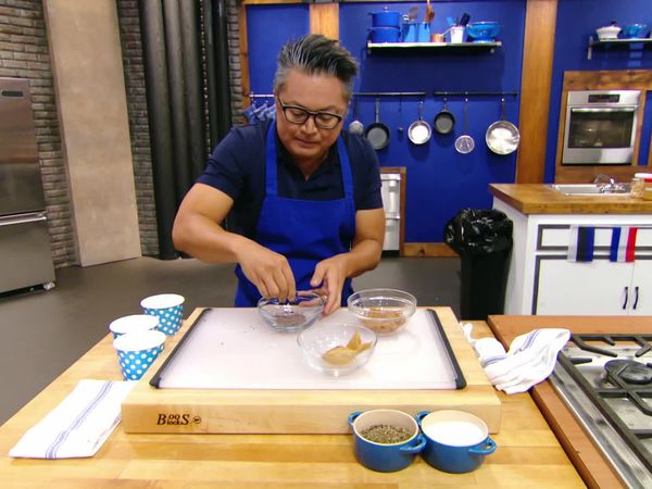 Worst Cooks in America - Around the World in 60 Minutes