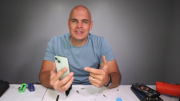 JerryRigEverything - Apple 15 and 16 Teardown / Throwback to the Original iPhone