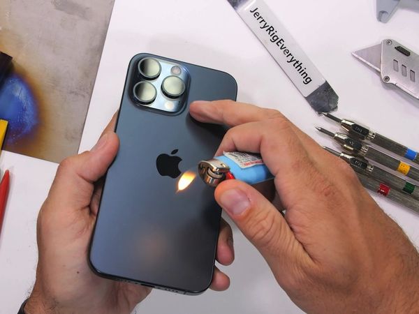 JerryRigEverything - Apple Durability Test on the 15 Pro Max and 16e