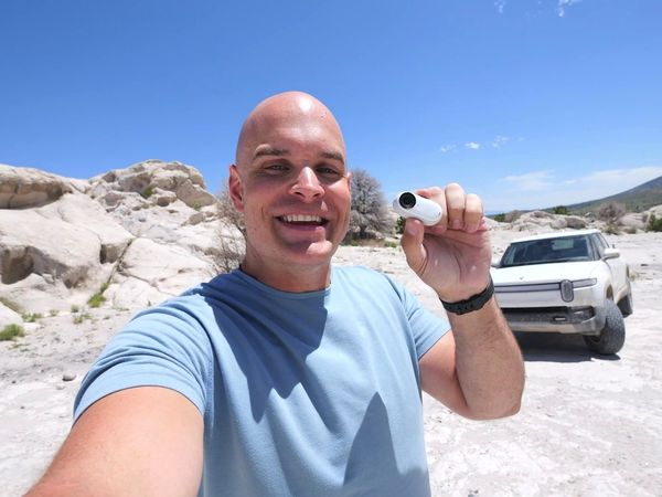 JerryRigEverything - Camera Teardowns: Insta360, Mi Note and Xiaomi 12