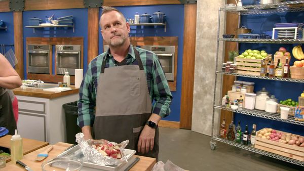 Worst Cooks in America - Famous Dish-asters