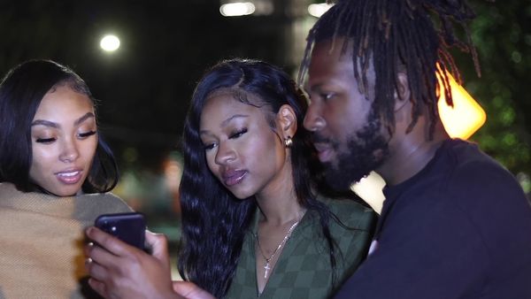 IKnowAyrel - Boyfriend Fights Cameraman