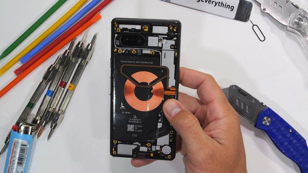 JerryRigEverything - Google Pixel Full Review