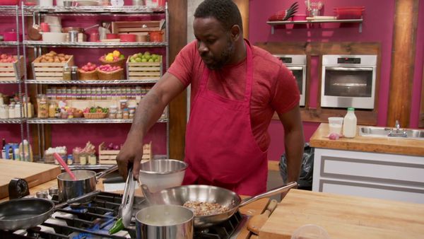 Worst Cooks in America - This Ain't No Yolk