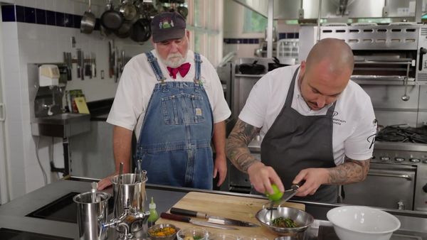 The Chef's Garden - Peppers with Dan Peretta