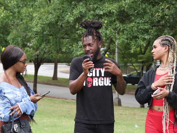 IKnowAyrel - Is His Online Girlfriend a Catfish?