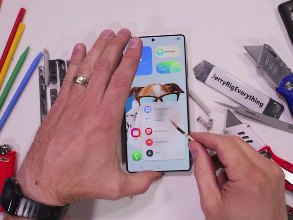 JerryRigEverything - Camera Rings and a Crazy Camera
