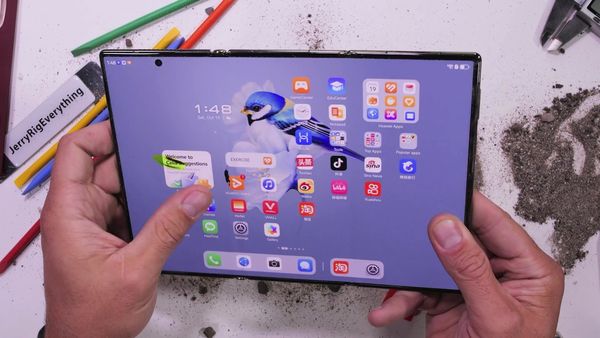 JerryRigEverything - Tri-Folding Phone and My Own Folding Phone