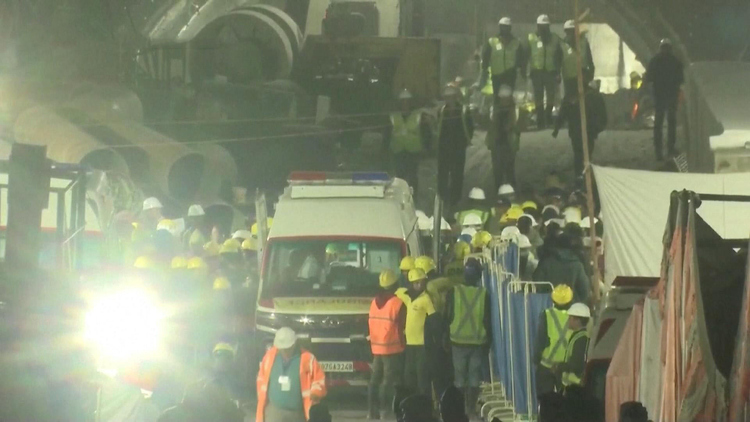 Watch CBS Mornings: 41 workers rescued from tunnel after 17 days - Full ...