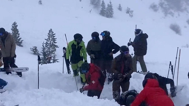 Watch CBS Mornings: Deadly California ski resort avalanche - Full show ...
