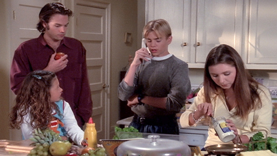 Watch 7th Heaven Season 5 Episode 6: 7th Heaven - Broke – Full show on 