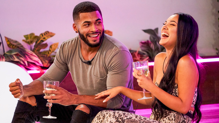 Watch Love Island Season 2 Episode 1: Love Island - Episode 1 – Full