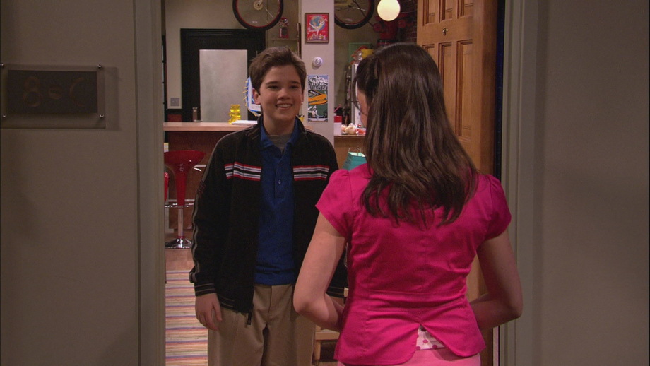 Watch iCarly Season 1 Episode 9: iWill Date Freddie - Full ...