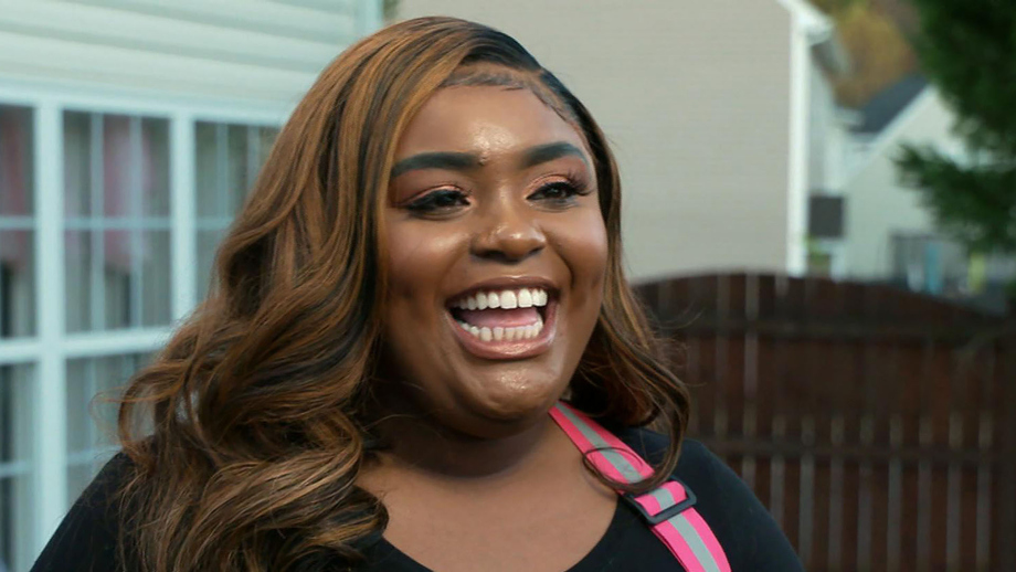 Watch CBS Mornings: Woman trucker making waves on TikTok - Full show on CBS
